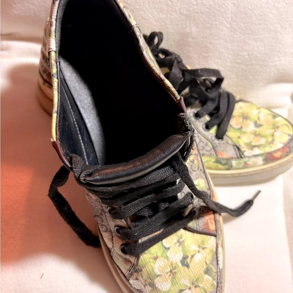 Gucci Floral GG Canvas Low-Top Sneakers in Black, Green and Yellow